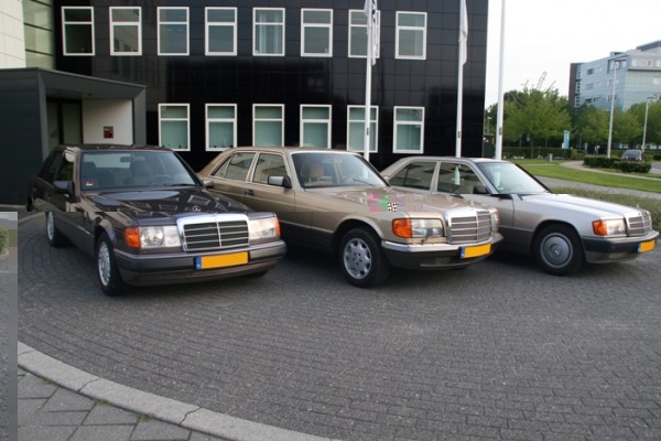 Mercedes without license plates small.jpg